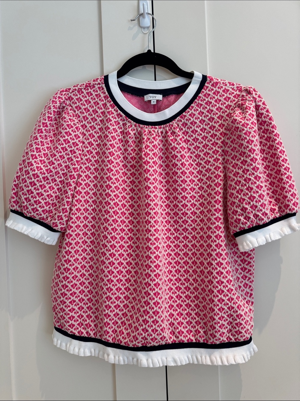 VOY Pink Patterned Puff Sleeve Knit Top with Contrast Trim
